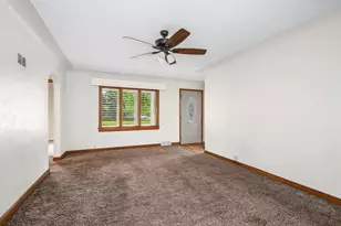 2404 Willis Ave, Eau Claire, WI 54703 - Photo 7