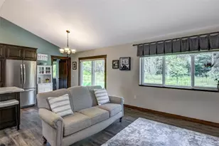 1868 Willow Creek Pkwy, Chippewa Falls, WI 54729 - Photo 5