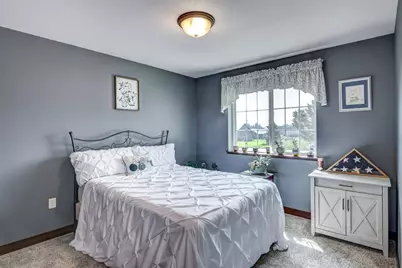 1868 Willow Creek Parkway, Chippewa Falls, WI 54729 - Photo 15