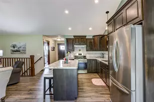 1868 Willow Creek Pkwy, Chippewa Falls, WI 54729 - Photo 9