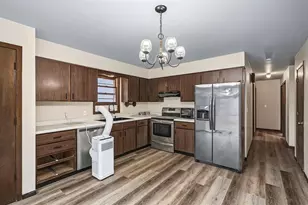 3145 Comet Ave, Eau Claire, WI 54703 - Photo 11