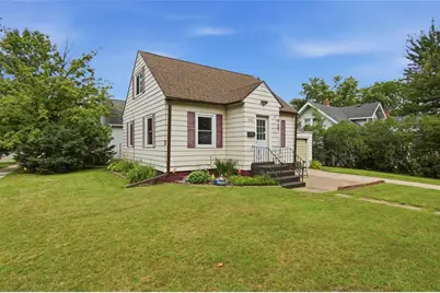 1906 9th Street, Eau Claire, WI 54703 - Photo 3