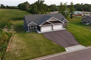 447 E Hartford St, Cadott, WI 54727 - Photo 7