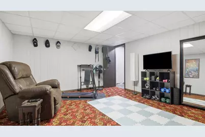 1819 Grandview Drive, Eau Claire, WI 54703 - Photo 25