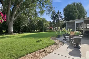 1819 Grandview Dr, Eau Claire, WI 54703 - Photo 39