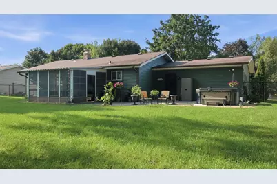 1819 Grandview Drive, Eau Claire, WI 54703 - Photo 3