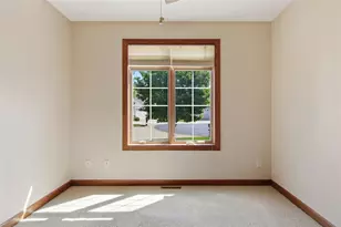 2912 Putnam Gln Pl, Eau Claire, WI 54701 - Photo 19