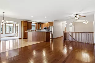 2912 Putnam Gln Pl, Eau Claire, WI 54701 - Photo 7