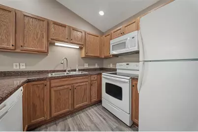 5348 Prill Road #C, Eau Claire, WI 54729 - Photo 9