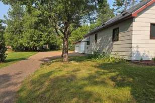 812 Phipps Ave, Rice Lake, WI 54868 - Photo 3