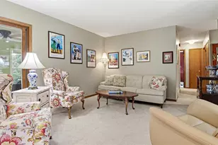 3354 Westhaven Ct, Eau Claire, WI 54701 - Photo 7