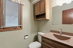 2008 Noble Ct, Eau Claire, WI 54703 - Photo 17