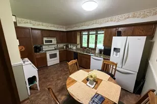 2008 Noble Ct, Eau Claire, WI 54703 - Photo 11