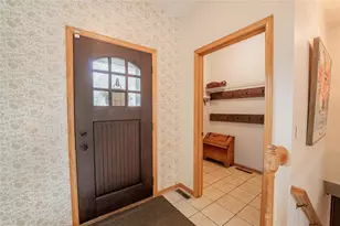 1704 Sierra Dr, Eau Claire, WI 54701 - Photo 3
