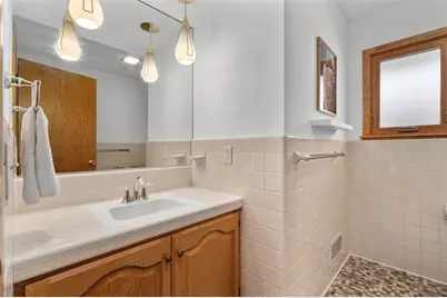 703 E Grant Avenue, Eau Claire, WI 54701 - Photo 23