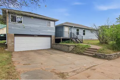 2124 Edgewood Lane, Eau Claire, WI 54703 - Photo 25