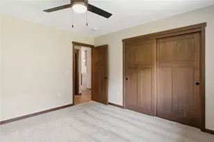 1323 Carpenter Ave, Eau Claire, WI 54703 - Photo 27