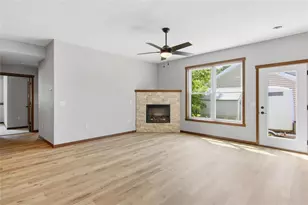 1323 Carpenter Ave, Eau Claire, WI 54703 - Photo 11
