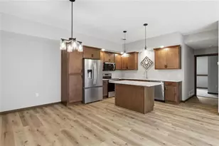 1323 Carpenter Ave, Eau Claire, WI 54703 - Photo 15