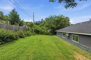 1323 Carpenter Ave, Eau Claire, WI 54703 - Photo 33