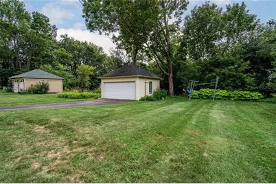 453 Summit Avenue, Eau Claire, WI 54701 - Photo 45