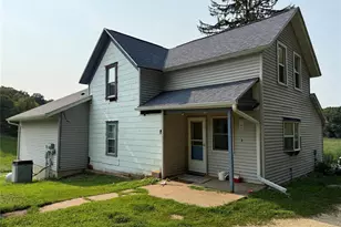 W15875 Schroeder Rd, Whitehall, WI 54773 - Photo 5