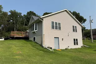 W15875 Schroeder Rd, Whitehall, WI 54773 - Photo 3