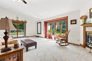 1119 Thompson Dr, Altoona, WI 54720 - Photo 11