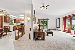 1119 Thompson Dr, Altoona, WI 54720 - Photo 9