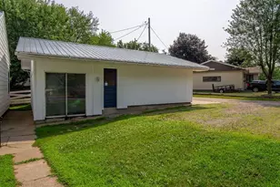 2234 11th St, Eau Claire, WI 54703 - Photo 23