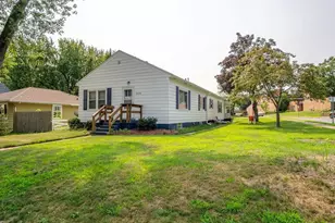 2234 11th St, Eau Claire, WI 54703 - Photo 17
