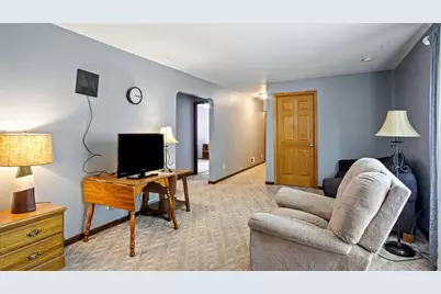 2234 11th Street #1-8, Eau Claire, WI 54703 - Photo 9