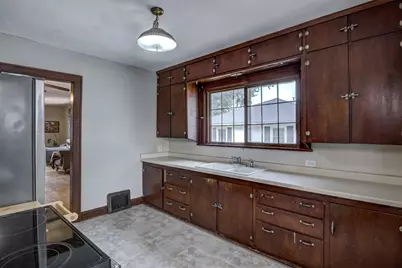 523 W Elm Street, Chippewa Falls, WI 54729 - Photo 5