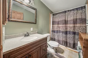 1318 S Gooder Ave, Eau Claire, WI 54703 - Photo 7