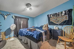 1318 S Gooder Ave, Eau Claire, WI 54703 - Photo 9