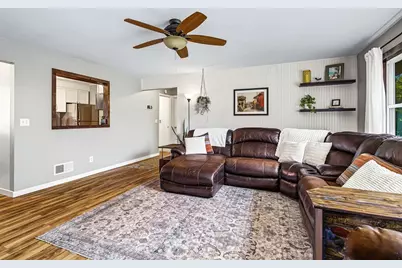 2313 14th Street, Eau Claire, WI 54703 - Photo 9
