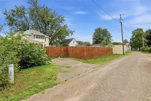 34 Cliff St, Chippewa Falls, WI 54729 - Photo 43