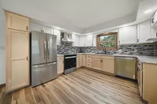 727 Rassbach St, Eau Claire, WI 54701 - Photo 13