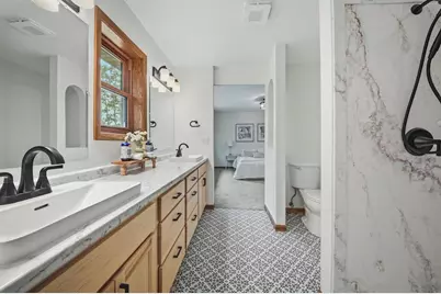 727 Rassbach Street, Eau Claire, WI 54701 - Photo 25