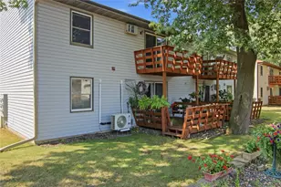 227 Harvest Ln, Altoona, WI 54720 - Photo 31