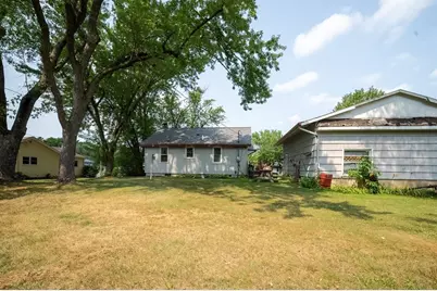 1135 Mansfield Street, Chippewa Falls, WI 54729 - Photo 3