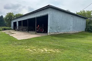 N24454 Washington Coulee Rd, Ettrick, WI 54627 - Photo 9