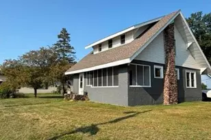 121 N River St, Spooner, WI 54801 - Photo 3