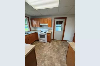 121 N River St, Spooner, WI 54801 - Photo 5