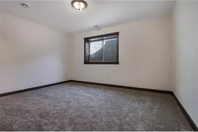 9084 S 24th Avenue, Eau Claire, WI 54703 - Photo 31
