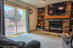 302 Summit Ct, Chippewa Falls, WI 54729 - Photo 11