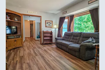302 Summit Court, Chippewa Falls, WI 54729 - Photo 3