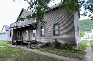 107 N Main St, Cochrane, WI 54622 - Photo 5