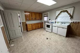 107 N Main St, Cochrane, WI 54622 - Photo 23