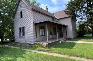 107 N Main St, Cochrane, WI 54622 - Photo 3